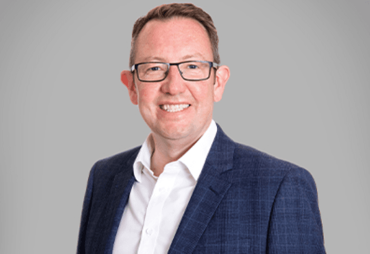Mr Mark Henwood